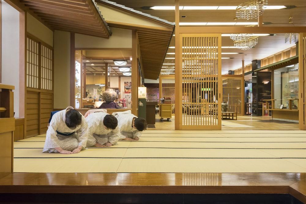 Tachibana Shikitei Hotel Кага Екстериор снимка