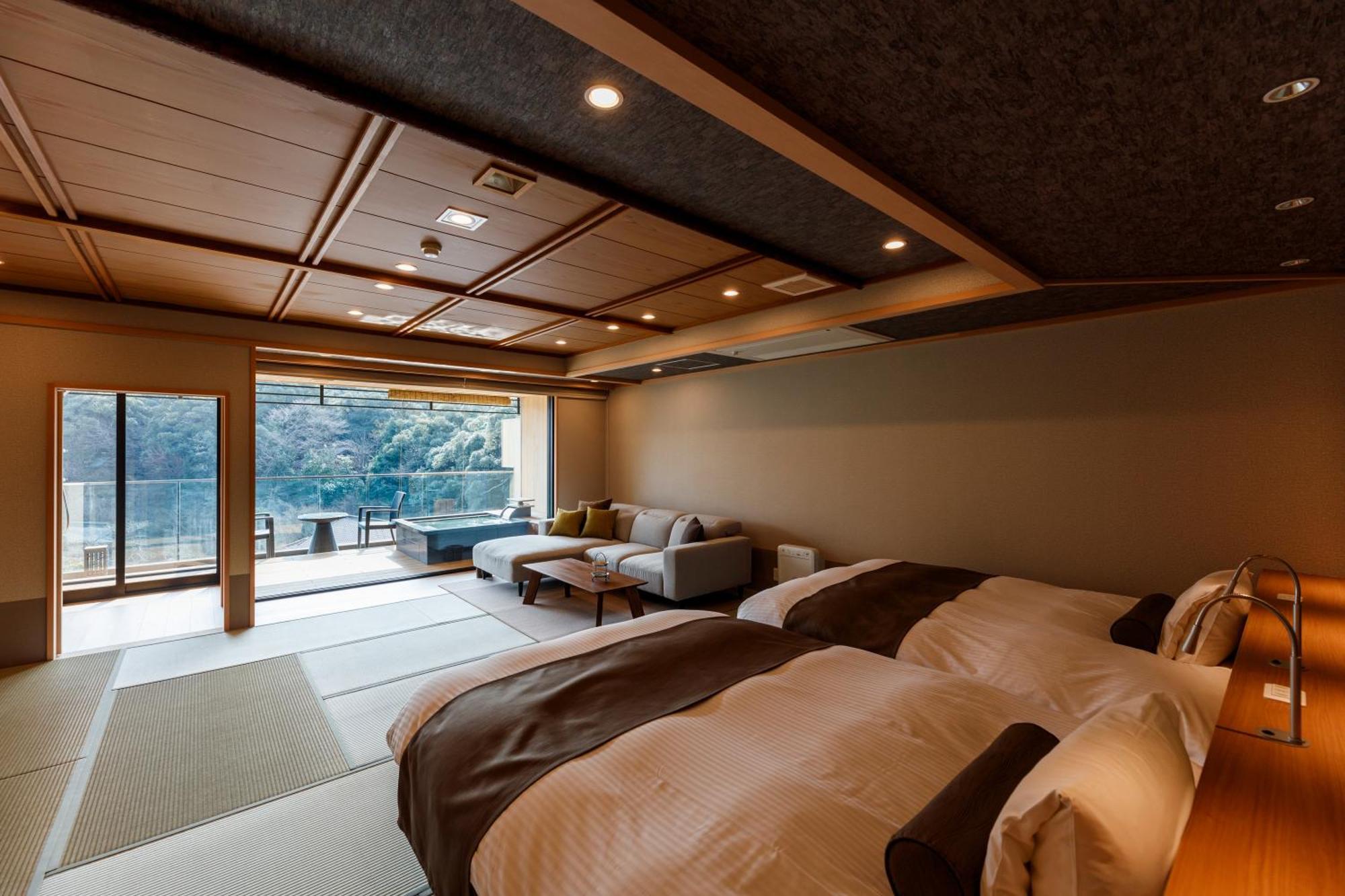 Tachibana Shikitei Hotel Кага Стая снимка