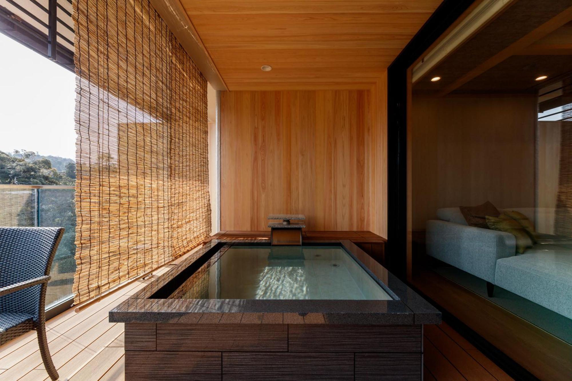 Tachibana Shikitei Hotel Кага Екстериор снимка