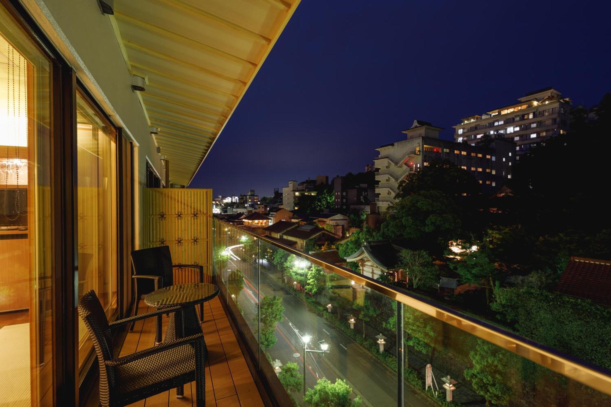 Tachibana Shikitei Hotel Кага Екстериор снимка