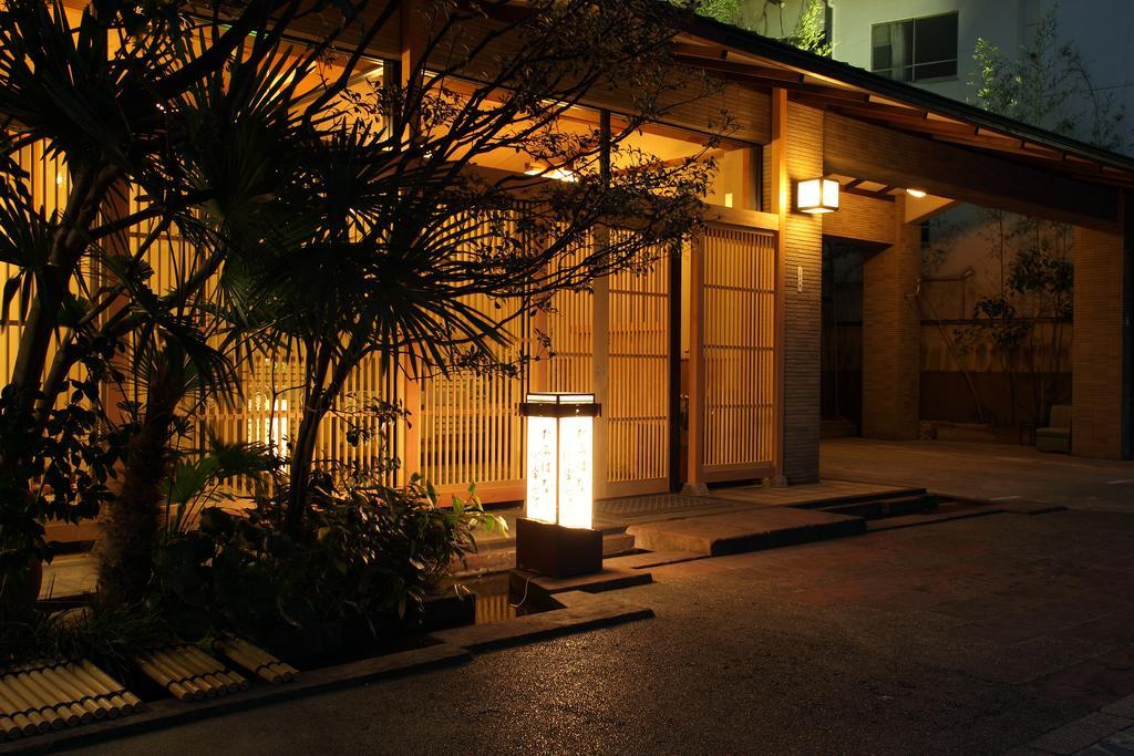 Tachibana Shikitei Hotel Кага Екстериор снимка